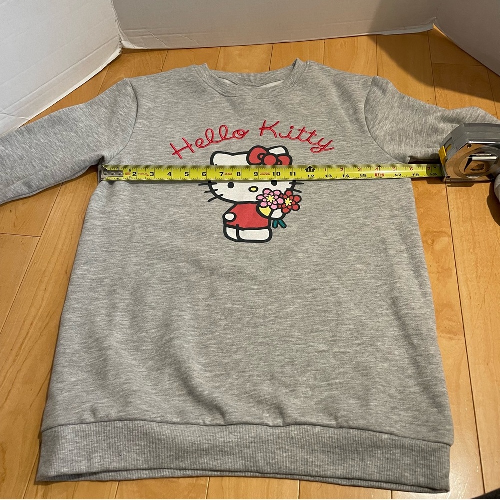 NWOT hello kitty gray sweatshirt - Picture 8 of 9